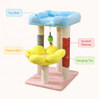 Arbre à chat fleuri pastel avec lit rembourré en forme de pétale et poteaux à gratter, couleurs et design personnalisés OEM ODM