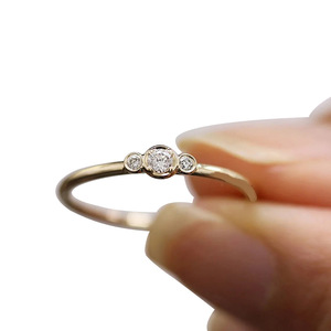 Anello Nuziale Minimalista, Elegante Gioiello da Dito per Donne, Stile Semplice - Product Image 5