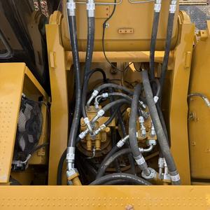 Excavatrice lourde 349D 49T résistante à la corrosion avec pompe à engrenages pour opération de stockage en vrac en terminal, modèle 2024 - Product Image 6