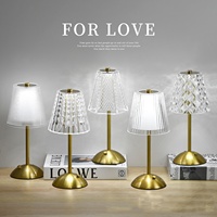 Lampe de table LED sans fil en acrylique de luxe, commande tactile sans fil, style nordique, lampe de table portable pour hôtel