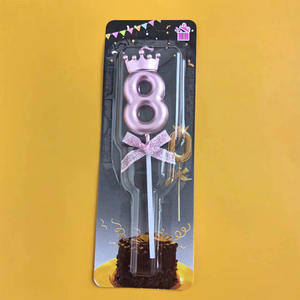 Venta caliente Gold Bow Crown Shape Velas de cumpleaños digitales 0-9 Velas de fiesta Paquete individual Número de <span class=keywords><strong>vela</strong></span> de cumpleaños con lazo - Product Image 3