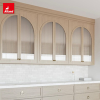 Poignées de cuisine modulaires modernes personnalisées Alland, portes d'armoires de rangement, design en verre arqué, armoires d'îlot de cuisine blanches style Shaker