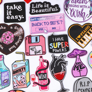 맞춤형 만화 글자 자수 트윌 아이언온 패치 디자이너 원단 의류 청바지 퍼플 드링크 도매 모자 프라진 브랜드 - Product Image 3