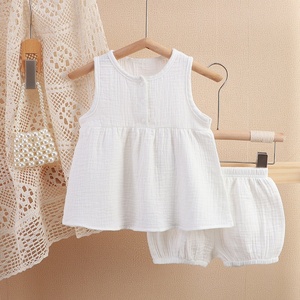Nuovo Stile Set Pigiama Due Pezzi per <span class=keywords><strong>Bambina</strong></span> in Cotone a Doppio Strato, Gonna e Top in Garza, Tinta Unita, Comodo, con Apertura Frontale e <span class=keywords><strong>Pantaloncini</strong></span> - Product Image 2
