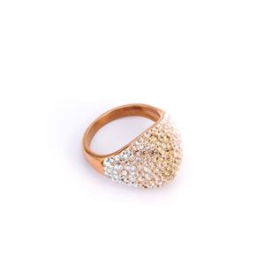 แหวนสแตนเลสสั่งทำพิเศษ ประดับเพชร CZ คริสตัลเต็มวง แหวนแต่งงานสีเงินหรูหรา ฝังเพชรแบบ Pave Setting แหวนเพชรคิวบิกเซอร์โคเนียเต็มวงสำหรับผู้หญิง - Product Image 4