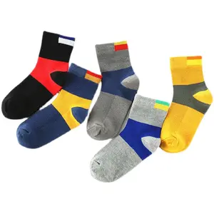 Summer Mesh Kids Sneakers Socken Jungen Mädchen Cotton Tube Asiatische Schüler Schule Sport Socken Patchwork Farbe 0-12 Jahre