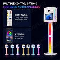 Cabina de Fotos Instantánea con Doble Pantalla de 15.6 Pulgadas, Cámara DSLR, Impresión Instantánea, Pantalla Táctil de Alta Resolución, Luz RGB, Soporte Metálico para Bodas y Fiestas
