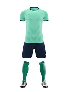 Maillots de football hautement personnalisés. Nous prenons en charge les commandes que nos concurrents n'osent pas prendre en charge. Contactez-nous pour plus d'informations. - Product Image 5