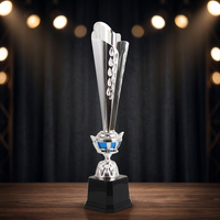 Trofeo de Plástico Premium para Reconocimiento y Excelencia Corporativa, Diseño Moderno y Portátil, Pedidos al por Mayor desde India