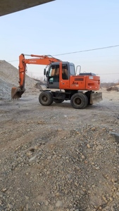 Excavatrice sur pneus d'occasion Hitachi ZX130W, qualité supérieure, bon état, prix plus bas, excavatrice d'occasion d'origine japonaise ZX 130W à vendre - Product Image 5