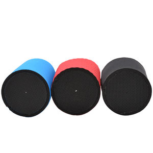 Funda de Neopreno Premium Impermeable para Botella de Agua de 22 Oz, Base Redonda Antideslizante, Logotipo Personalizado al por Mayor para Regalos Corporativos al Aire Libre - Product Image 3