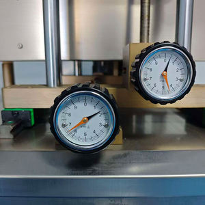 Machine de bouchage automatique anticorrosion pour bouteilles de liquides chimiques, détergent à lessive, eau de <span class=keywords><strong>Javel</strong></span>, nettoyant pour toilettes, bouchon bec de canard - Product Image 3