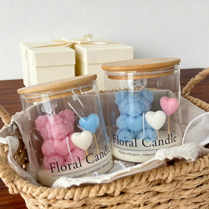 Bougie parfumée en forme de cœur d'ours rose dans un bocal en verre avec couvercle en bambou, bougie esthétique en cire de soja, cadeau pour la Saint-Valentin, décoration - Product Image 3