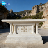 Table d'autel d'église en marbre beige sculptée à la main, style moderne, pour temple et jardin, sur mesure