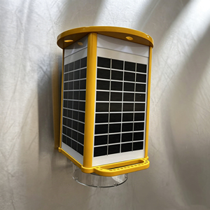 Balise solaire marine à quatre faces, portée visuelle de 10 NM, lanterne de navigation LED pour bouée de canal, quai et port - Product Image 3