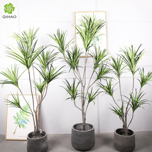 ต้นปาล์มเลือดมังกรประดิษฐ์ ต้นไม้จำลองคุณภาพสูง ตกแต่งภายในบ้าน สำหรับห้องนั่งเล่น ของตกแต่งงานแต่งงาน แบบกลม ชิ้นเดียว - Product Image 2