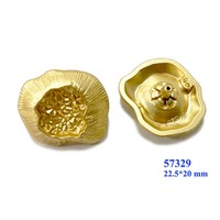 Accessoires de chaussures en alliage de zinc en gros pour la décoration de boucles de sandales