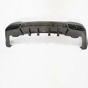 Paraurti Posteriore in Fibra di Carbonio Stile TOPCAR GLC43 63 AMG con Terminale di Scarico Avvitabile per <span class=keywords><strong>Mercedes</strong></span> <span class=keywords><strong>C253</strong></span> 2016-2022 - Product Image 3