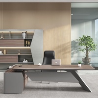 Bureau de direction en forme de L en stratifié PVC, poste de travail robuste pour PDG, avec armoire latérale intégrée, capacité 150 kg