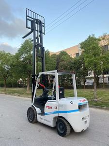 Chariot élévateur TCM 3t, capacité 3000 kg, moteur diesel, hauteur de levage 4,5 m, moteur Isuzu - Product Image 5