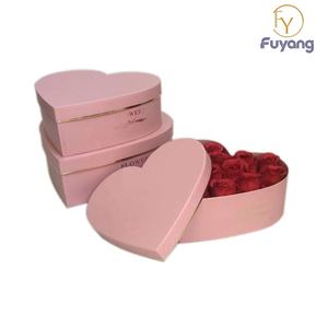 Подарочный набор из трех предметов в форме сердца из переработанной матовой художественной бумаги, картонная упаковка с лакированием, элегантная коробка для цветов, изготовленная на заказ на фабрике. - Product Image 4