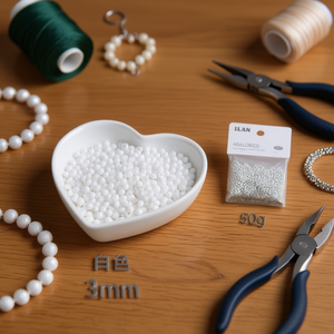 Perline Bianche Ilan da 3mm per Creazione di Gioielli, 50g - Product Image 3