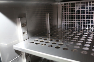 Chambre d'essai environnementale à cycle de température et d'humidité constante haute-basse, contrôlée par un contrôleur programmable, pour la simulation climatique - Product Image 3