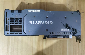 Tarjeta Gráfica <span class=keywords><strong>GIGABYTE</strong></span> <span class=keywords><strong>GeForce</strong></span> <span class=keywords><strong>RTX</strong></span> <span class=keywords><strong>3070</strong></span> GAMING OC 8G GDDR6 Usada para PC de Escritorio con Ventilador de Refrigeración, Muy Limpia - Product Image 4