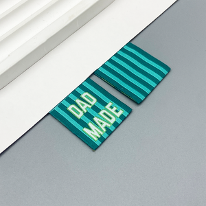 Étiquettes tissées personnalisées en damassé haute densité, en coton doux, lavables, à pli central, à coudre, pour vêtements de luxe, maillots de bain, logo de marque de mode - Product Image 3