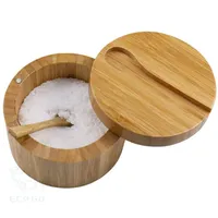Set di scatole portaspezie in bambù cantina per sale e scatola per pepe con cucchiaio e coperchio magnetico per la cucina