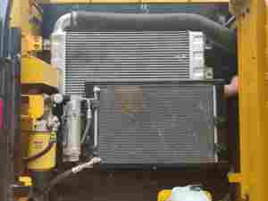 Excavadora de Cadenas Usada Caterpillar 320DL Tipo Oruga de 20 Toneladas con Capacidad de Cucharón de 0.36m y Potencia de 103KW - Product Image 6