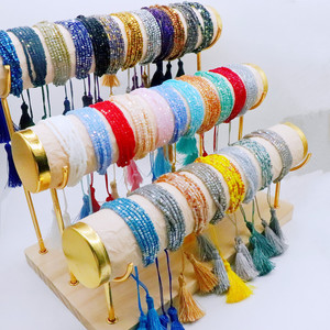 Pulseira Boho Artesanal com Franjas, Minimalista e Moderna, Pulseira de Macramê Ajustável, Joias Boêmias para Mulheres - Product Image 2