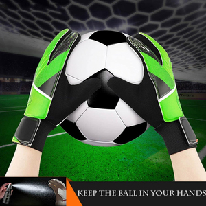 Hand Grip Spray-Tachuela mejorada para guantes de fútbol y portero - Product Image 5