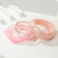 Bracelet en résine géométrique irrégulier rose, style frais et tendance, haut de gamme, pour l'Europe et les États-Unis