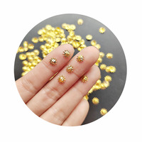 Charmes pour ongles en forme de soleil doré 3D - 100 pièces/lot 7MM Petits cabochons en forme de soleil doré Accessoires pour ongles pour l'artisanat DIY Décoration de manucure