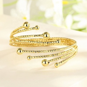 Bracelets pour femmes en laiton plaqué or 18 carats, motif serpent zircon, vente en gros de bijoux de mode pour reptiles - Product Image 2