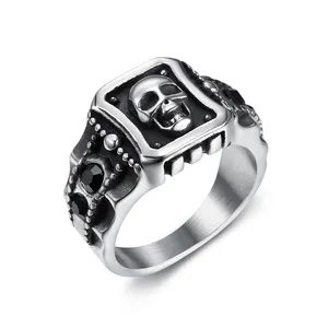 2020 trendy jewelry 316 stainless steel mens black diamond biker style skull face signet ring for ladies girls