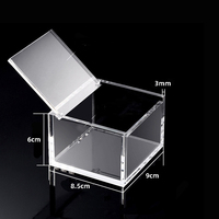 Cube en plastique d'affichage de bijoux en acrylique transparent personnalisé de haute qualité avec couvercle en plexiglas Rose éternelle