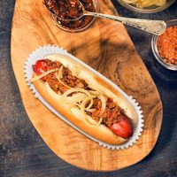 Bac à papier jetable personnalisé pour expédition de qualité alimentaire avec doublure pour hot-dogs en gros