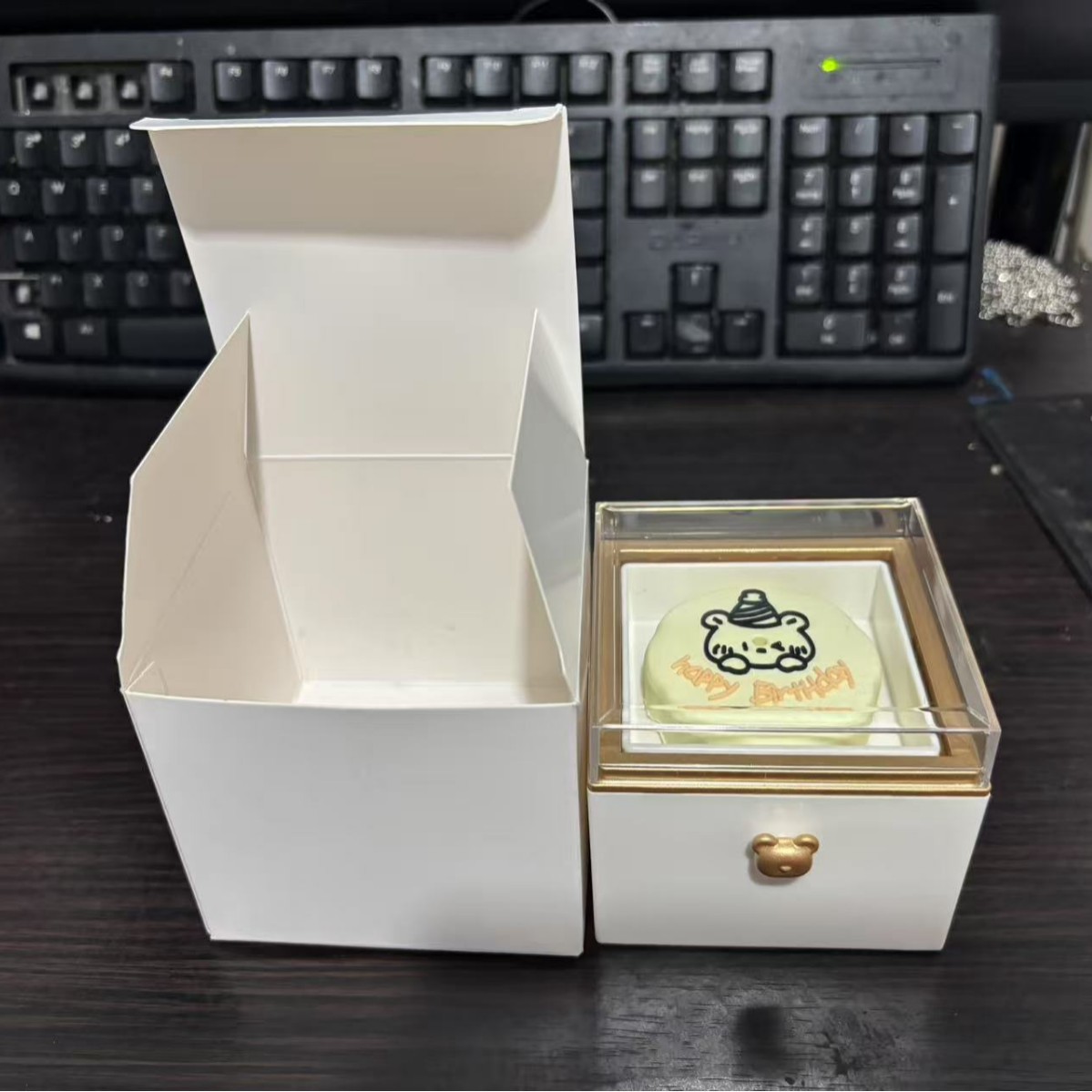 [Gold] Teddy Bear Cake Ring Box (with candles)