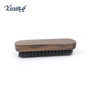 Cepillo para zapatos Yinste de cerdas de cerdo con mango de madera maciza, cepillo de limpieza multifuncional para pulir zapatos - Product Image 4