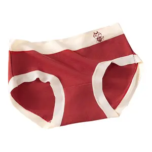 Large red seamless mid waist pure cotton with antibacterial and soft properties women's panties wholesale