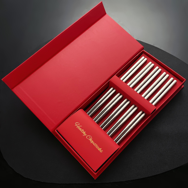 Cristal de glace argenté de 6,5 mm [paquet de 5 paires dans une boîte cadeau rouge à clapet]
