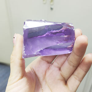 Piedra sintética de circonia cúbica sin cortar, material en bruto color lavanda, circonia cúbica rugosa para la fabricación de gemas sueltas. - Product Image 4