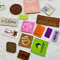 Étiquette en cuir PU personnalisée, patch en cuir avec logo imprimé UV pour vêtements et sacs