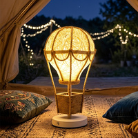 Lampe en forme de montgolfière, lampe de bureau artistique en bois à intensité variable, faite à la main, alimentée par USB, veilleuse pour chambre d'enfant, éclairage doux, lecture au chevet