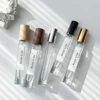 Flacons de parfum portables haut de gamme 10ml/5ml, vaporisateurs à pompe pour échantillons, en verre avec couvercle en bois, flacons vides rechargeables