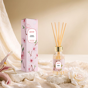 Difusor de Aroma de Flor de Cerezo de Alta Calidad, Ecológico y Duradero, en Botella de Vidrio Rosa, sin Llama, para Spa Aromático, Suministro de Fábrica - Product Image 3