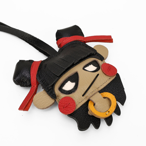 Bolso Hobo de Cuero con Colgante de Mascota Pequeño Nezha, Hecho a Mano con Cuero Genuino - Product Image 5