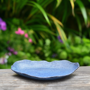 Assiette plate Oyster Granilla bleue 30x22cm, vaisselle abstraite - Product Image 3